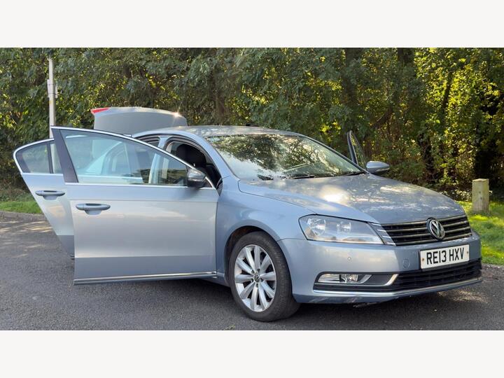 Volkswagen Passat 1.6 TDI BlueMotion Tech Highline Euro 5 (s/s) 4dr