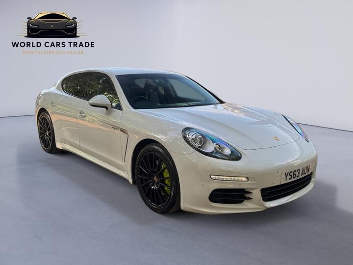 Porsche Panamera 3.0 V6 E-Hybrid S TiptronicS Euro 5 (s/s) 5dr