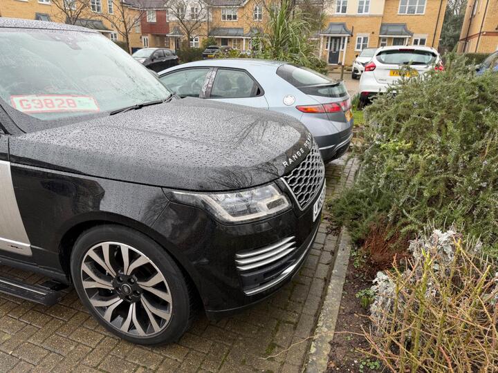 Land Rover Range Rover 2.0 P400e 12.4kWh Autobiography Auto 4WD Euro 6 (s/s) 5dr LWB
