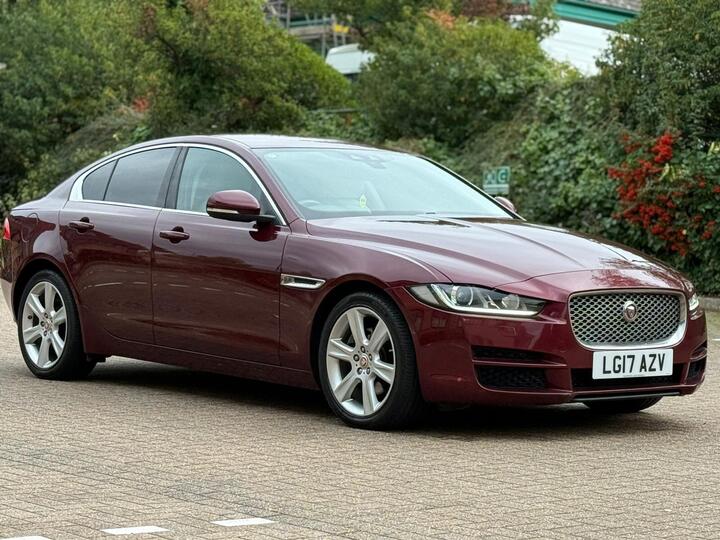 Jaguar XE 2.0d Portfolio Auto Euro 6 (s/s) 4dr
