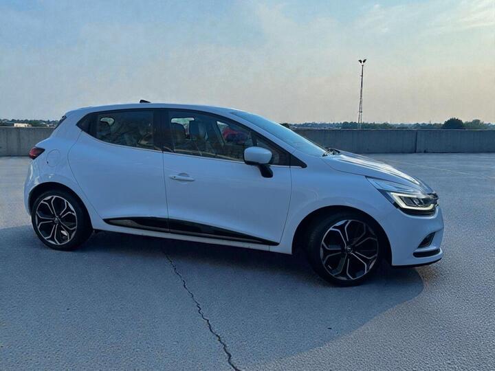 Renault CLIO 0.9 TCe Dynamique S Nav Euro 6 (s/s) 5dr