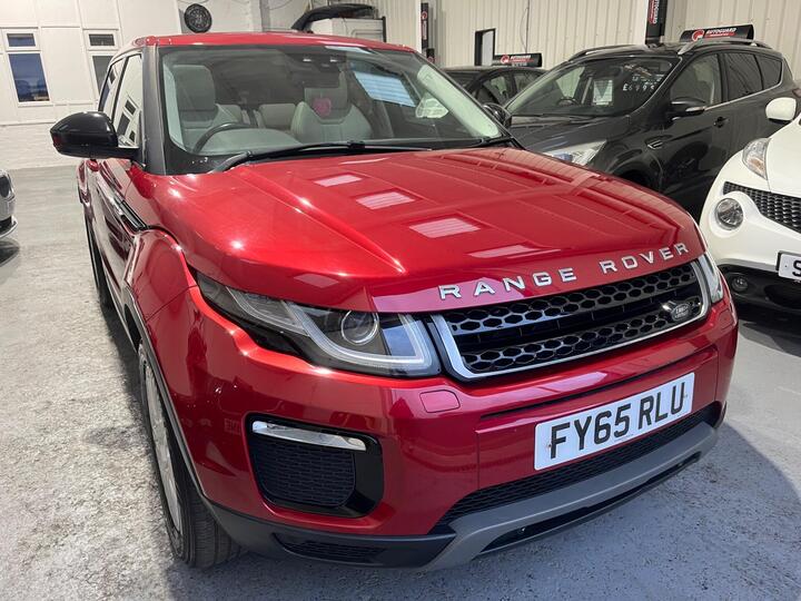 Land Rover Range Rover Evoque 2.0 TD4 SE Tech Auto 4WD Euro 6 (s/s) 5dr Land Rover Range Rover Evoque 2.0 TD4 SE Tech Auto 4WD Euro 6 (s/s) 5dr