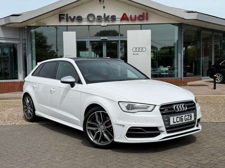 Audi S3 2.0 TFSI Sportback S Tronic Quattro Euro 6 (s/s) 5dr (Nav)