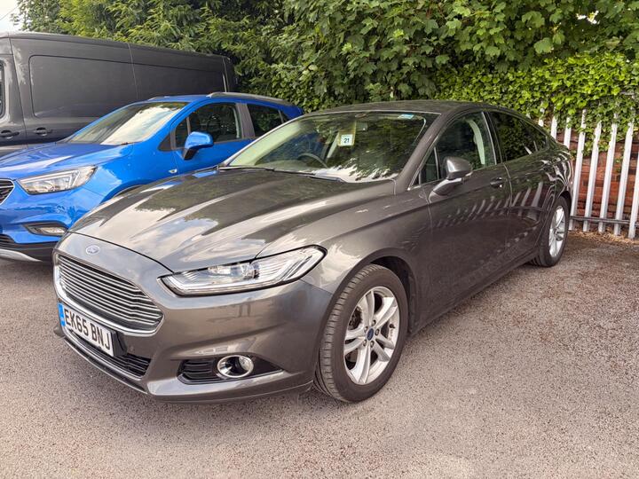 Ford MONDEO 2.0 TDCi Titanium Euro 6 (s/s) 5dr
