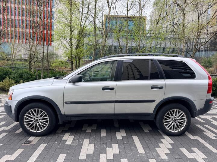 Volvo XC90 2.4 D5 SE Geartronic 5dr