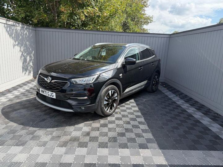 Vauxhall GRANDLAND X 1.2 Turbo Griffin Edition Euro 6 (s/s) 5dr