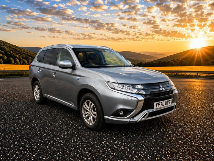 Mitsubishi OUTLANDER 2.4h TwinMotor 13.8kWh Verve CVT 4WD Euro 6 (s/s) 5dr