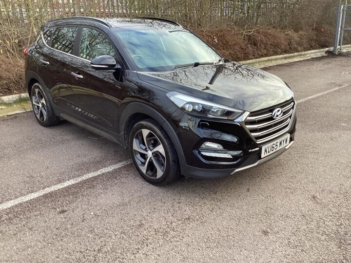 Hyundai Tucson 2.0 CRDi Blue Drive Premium SE Euro 6 (s/s) 5dr Hyundai Tucson 2.0 CRDi Blue Drive Premium SE Euro 6 (s/s) 5dr