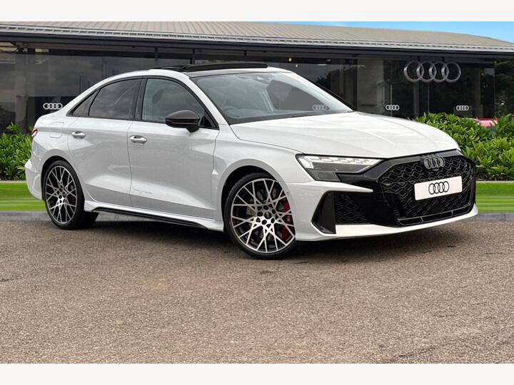 Audi RS3 2.5 TFSI Carbon Vorsprung S Tronic Quattro Euro 6 (s/s) 4dr