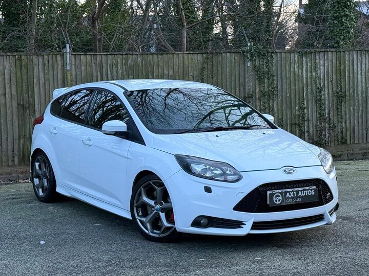Ford Focus 2.0T EcoBoost ST-3 Euro 5 (s/s) 5dr