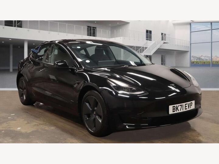 Tesla MODEL 3 Standard Range Plus Auto RWD 4dr Tesla MODEL 3 Standard Range Plus Auto RWD 4dr