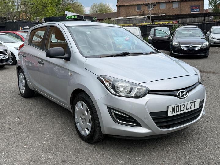 Hyundai I20 1.1 CRDi Classic Euro 5 5dr Hyundai I20 1.1 CRDi Classic Euro 5 5dr
