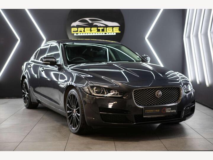 Jaguar XE 2.0d Portfolio Auto AWD Euro 6 (s/s) 4dr