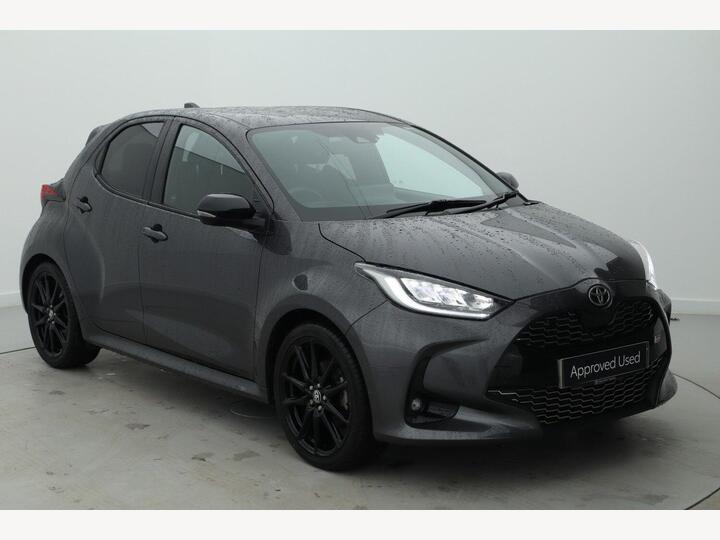Toyota Yaris 1.5 VVT-h GR SPORT E-CVT Euro 6 (s/s) 5dr