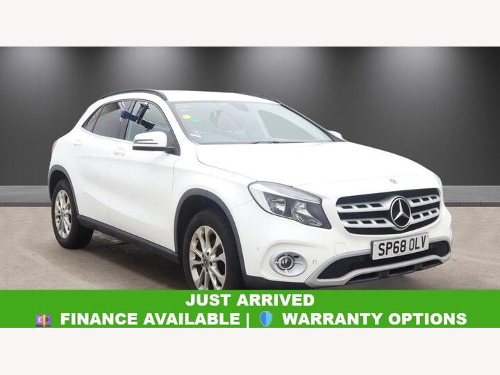 Mercedes-Benz GLA 1.6 GLA200 SE (Executive) Euro 6 (s/s) 5dr