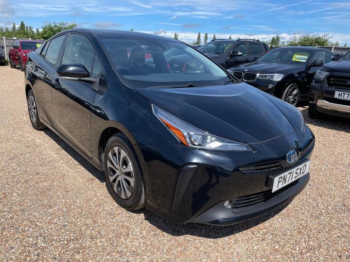 Toyota Prius 1.8 VVT-h Active CVT Euro 6 (s/s) 5dr Toyota Prius 1.8 VVT-h Active CVT Euro 6 (s/s) 5dr
