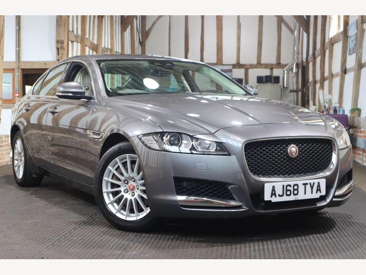 Jaguar XF 2.0i Prestige Auto Euro 6 (s/s) 4dr