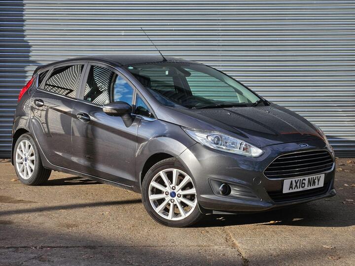 Ford Fiesta 1.0T EcoBoost Titanium Euro 6 (s/s) 5dr