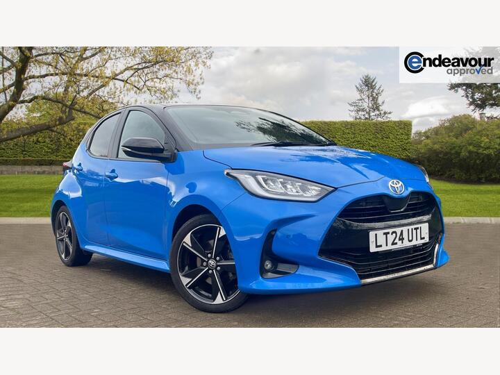 Toyota Yaris 1.5 VVT-h Premiere Edition E-CVT Euro 6 (s/s) 5dr Toyota Yaris 1.5 VVT-h Premiere Edition E-CVT Euro 6 (s/s) 5dr