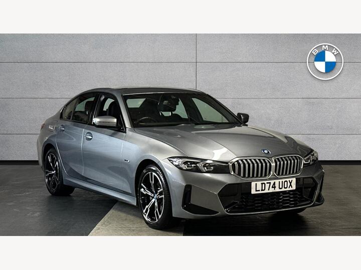 BMW 3 Series 2.0 330e 12kWh M Sport Auto Euro 6 (s/s) 4dr BMW 3 Series 2.0 330e 12kWh M Sport Auto Euro 6 (s/s) 4dr