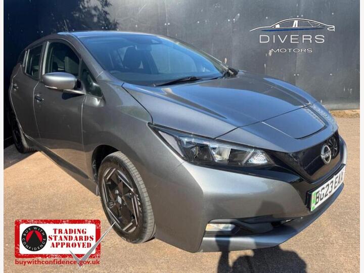 Nissan Leaf 39kWh Acenta Auto 5dr