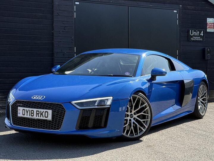 Audi R8 5.2 FSI V10 S Tronic Quattro Euro 6 (s/s) 2dr