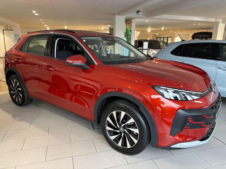 Volkswagen T-Roc 1.5 ETSI MHEV Life DSG Euro 6 (s/s) 5dr