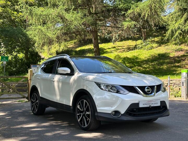 Nissan Qashqai 1.5 DCi Tekna 2WD Euro 5 (s/s) 5dr