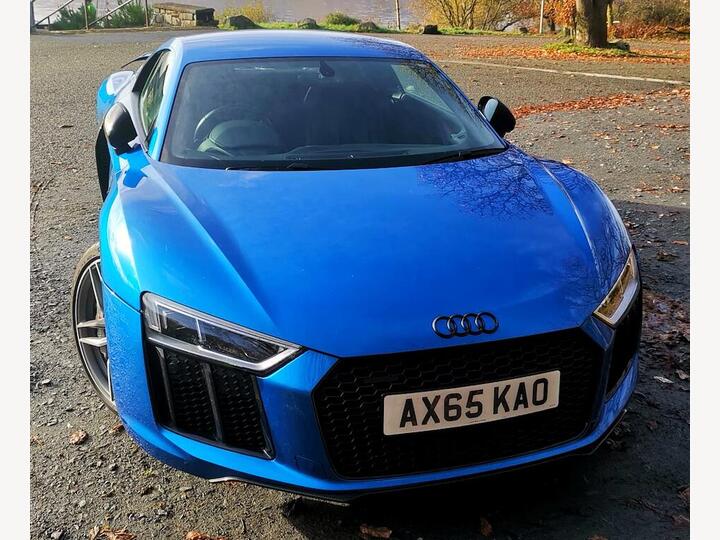 Audi R8 5.2 FSI V10 Plus S Tronic Quattro Euro 6 (s/s) 2dr
