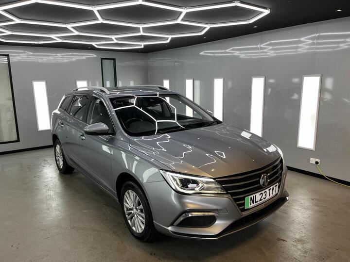MG MG 5 61.1kWh Exclusive Long Range Auto 5dr