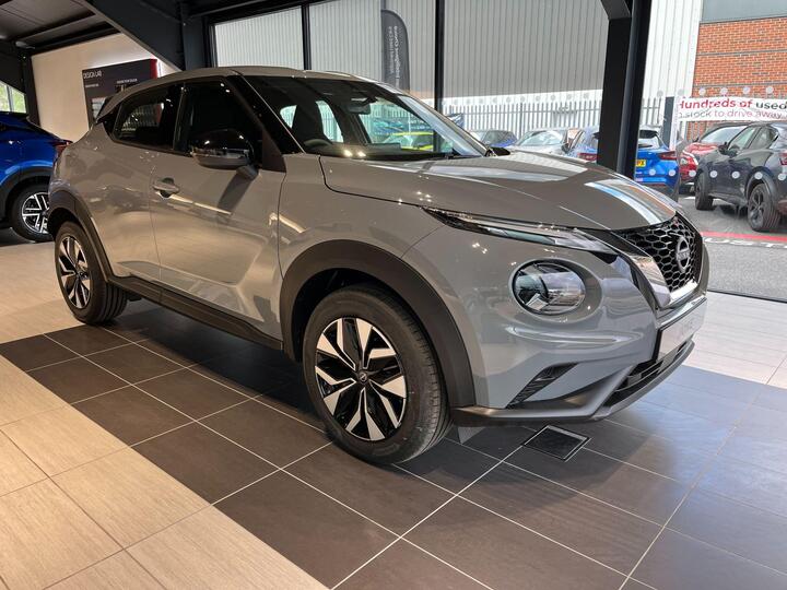 Nissan Juke 1.0 DIG-T N-Connecta DCT Auto Euro 6 (s/s) 5dr