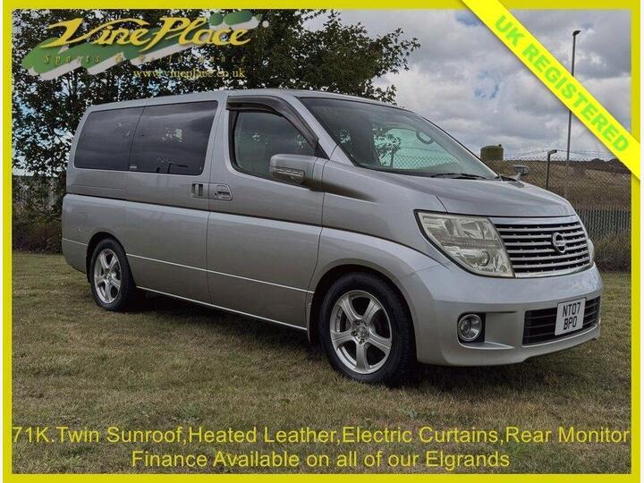 Nissan ELGRAND 3.5 XL, Twin Sunroof,Electric Curtains, 7 Seats, Auto + FINANCE AT Www.vine Nissan ELGRAND 3.5 XL, Twin Sunroof,Electric Curtains, 7 Seats, Auto + FINANCE AT Www.vine