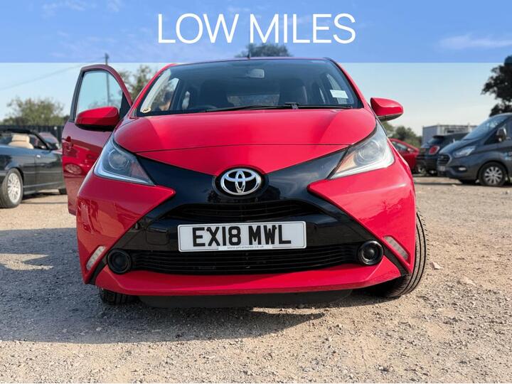 Toyota AYGO 1.0 VVT-i X-play Euro 6 5dr