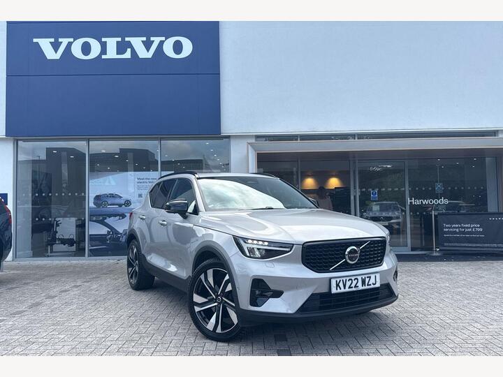 Volvo XC40 2.0 B4 MHEV Ultimate DCT Auto Euro 6 (s/s) 5dr