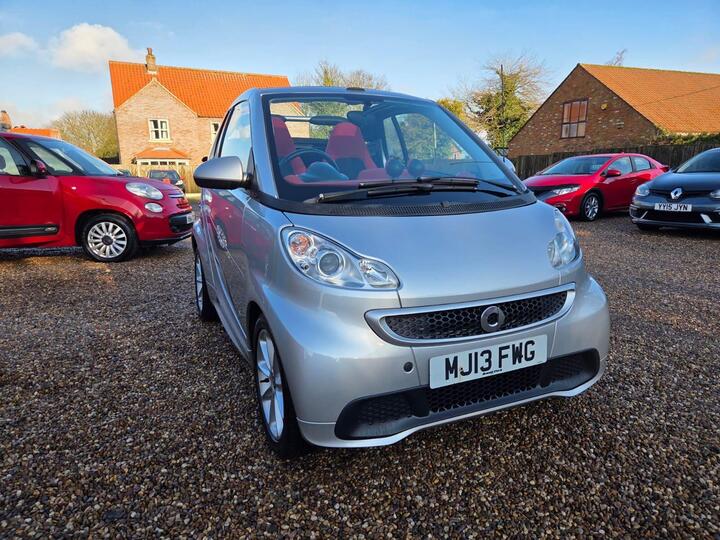Smart Fortwo 1.0 MHD Passion Cabriolet SoftTouch Euro 5 (s/s) 2dr