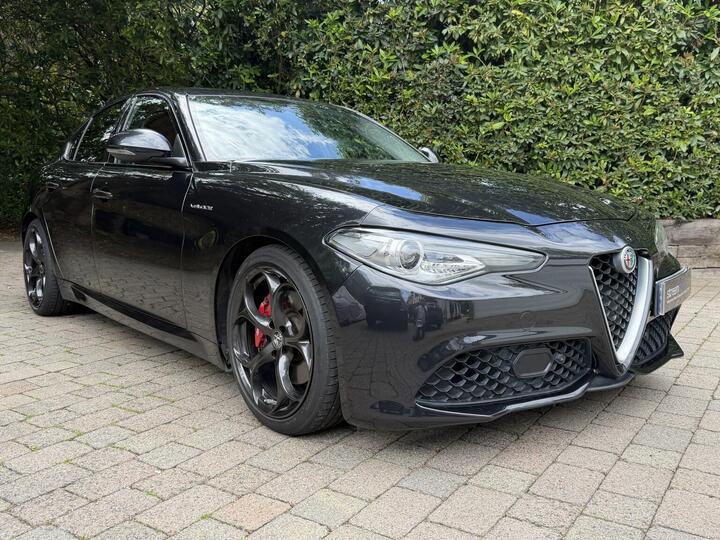 Alfa Romeo GIULIA 2.0T Veloce Auto Euro 6 (s/s) 4dr Alfa Romeo GIULIA 2.0T Veloce Auto Euro 6 (s/s) 4dr