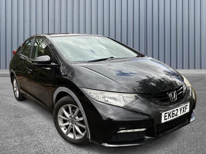 Honda Civic 1.8 I-VTEC SE-T Euro 5 (s/s) 5dr Honda Civic 1.8 I-VTEC SE-T Euro 5 (s/s) 5dr