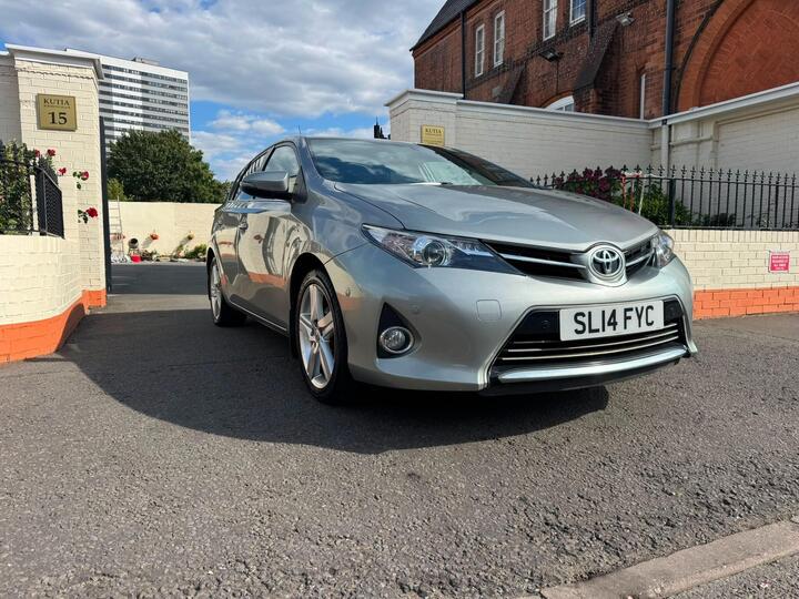 Toyota Auris 1.6 V-Matic Excel Euro 5 5dr