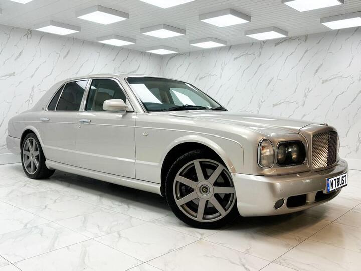 Bentley ARNAGE 6.8 LWB Saloon 4dr
