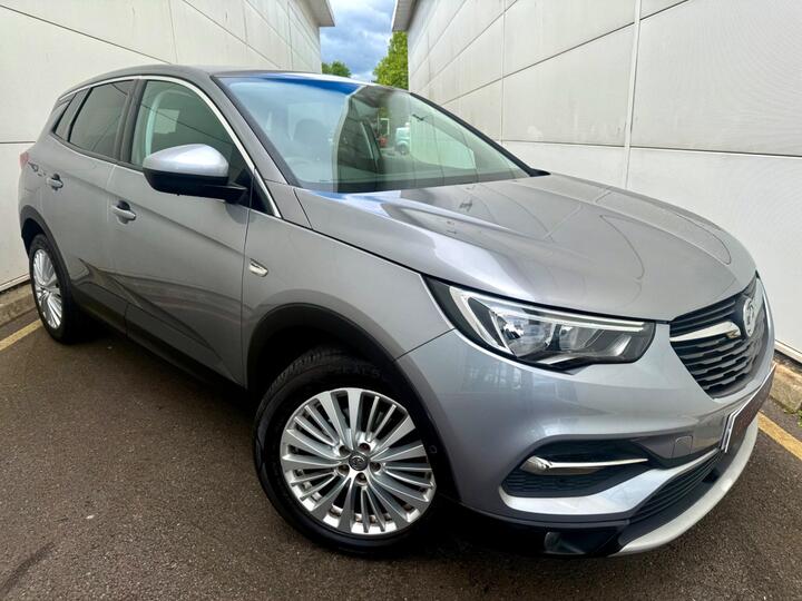 Vauxhall Grandland X 1.2 Turbo Tech Line Nav Euro 6 (s/s) 5dr