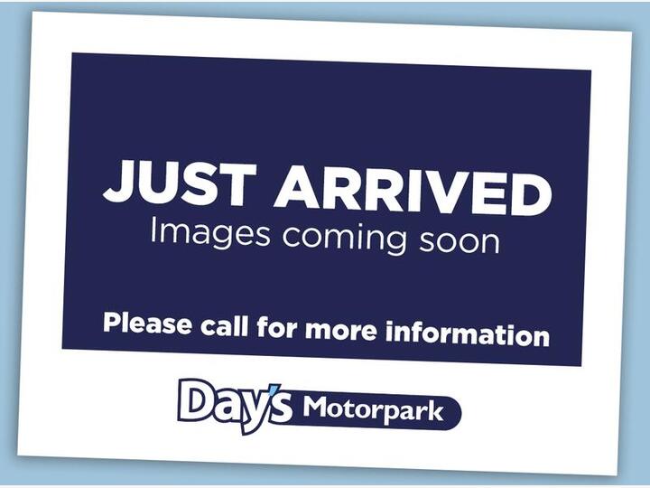 Jaguar F-PACE 2.0 D200 MHEV R-Dynamic S Auto AWD Euro 6 (s/s) 5dr Jaguar F-PACE 2.0 D200 MHEV R-Dynamic S Auto AWD Euro 6 (s/s) 5dr