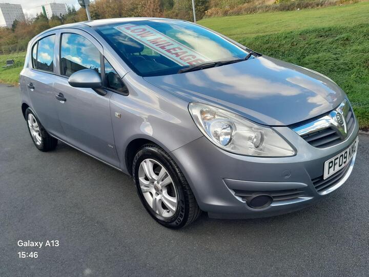 Vauxhall Corsa 1.2i 16v Active 5dr