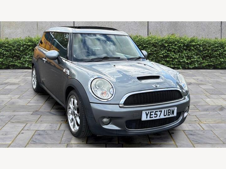 MINI Clubman 1.6 Cooper S Euro 4 5dr MINI Clubman 1.6 Cooper S Euro 4 5dr