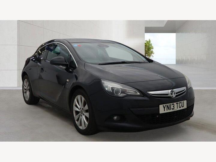 Vauxhall Astra GTC 2.0 CDTi SRi Euro 5 (s/s) 3dr Vauxhall Astra GTC 2.0 CDTi SRi Euro 5 (s/s) 3dr
