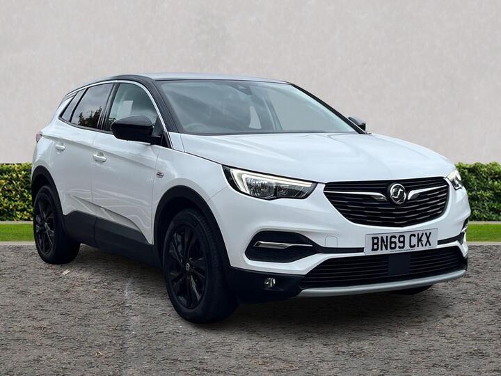 Vauxhall Grandland X 1.2 Turbo SRi Nav Auto Euro 6 (s/s) 5dr Vauxhall Grandland X 1.2 Turbo SRi Nav Auto Euro 6 (s/s) 5dr