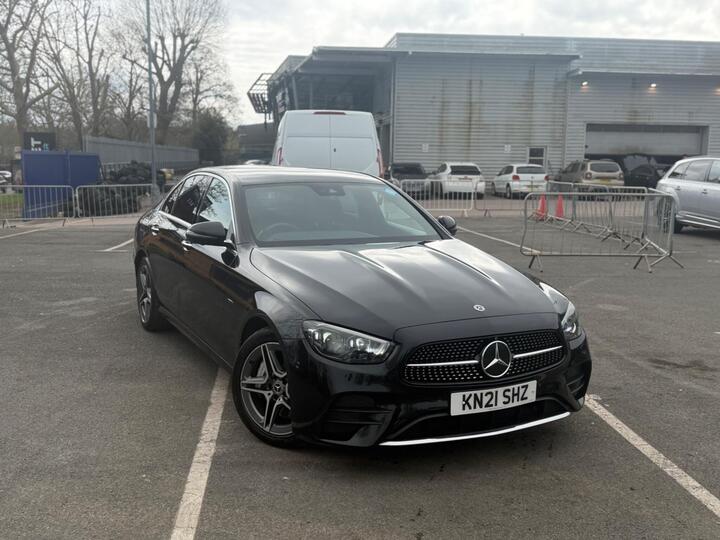 Mercedes-Benz E Class 2.0 E300de 13.5kWh AMG Line (Premium) G-Tronic+ Euro 6 (s/s) 4dr
