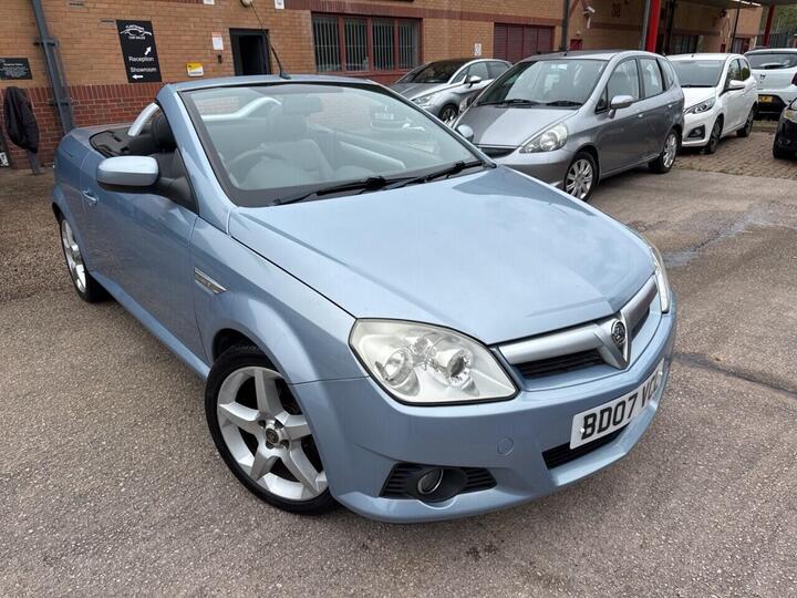 Vauxhall TIGRA 1.8i 16v Exclusiv 2dr (a/c) Vauxhall TIGRA 1.8i 16v Exclusiv 2dr (a/c)