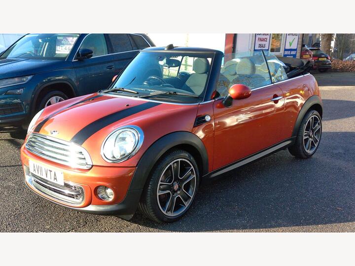 MINI Convertible 1.6 Cooper Euro 5 (s/s) 2dr