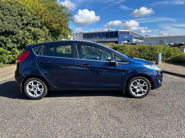 Ford Fiesta 1.25 Zetec 5dr