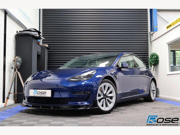 Tesla Model 3 (Dual Motor) Long Range Auto 4WDE 4dr